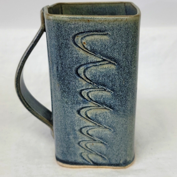 Art pottery tankard - Picture 3 of 10